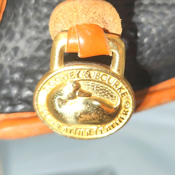 Dooney and Bourke "Whispers of Lace" Black All Weather Leather Shoulder/Hand Bag - Picture 8 of 16